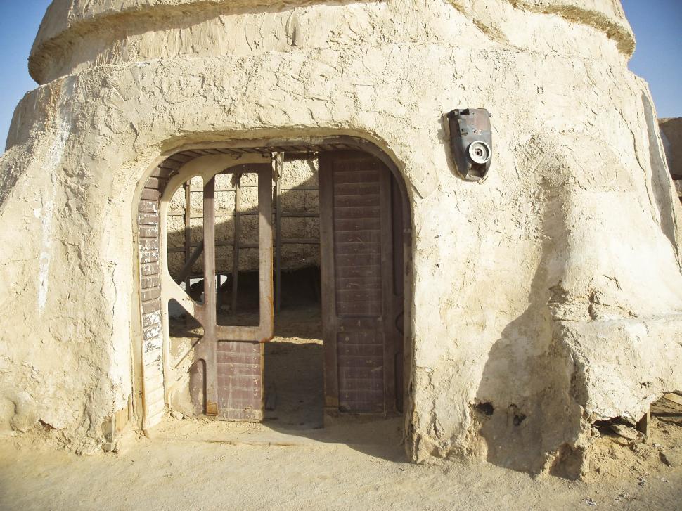 Free Image of Old house in the desert 