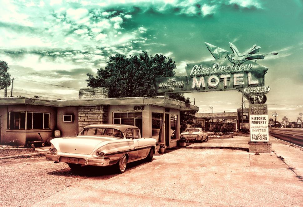 Motel - Vintage Car and Motel
