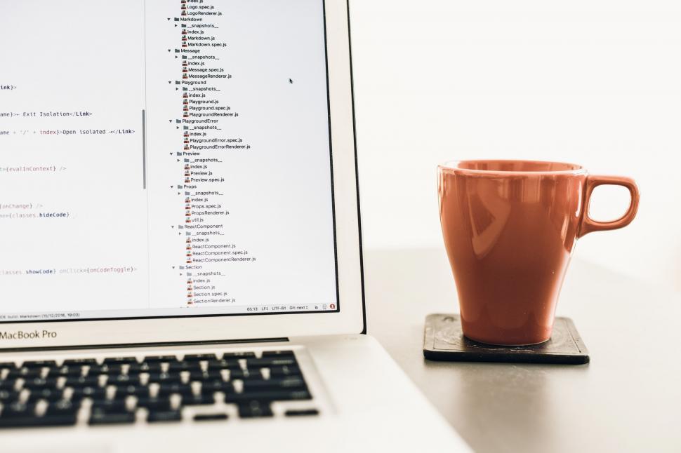Free Image of Laptop Computer on Desk 