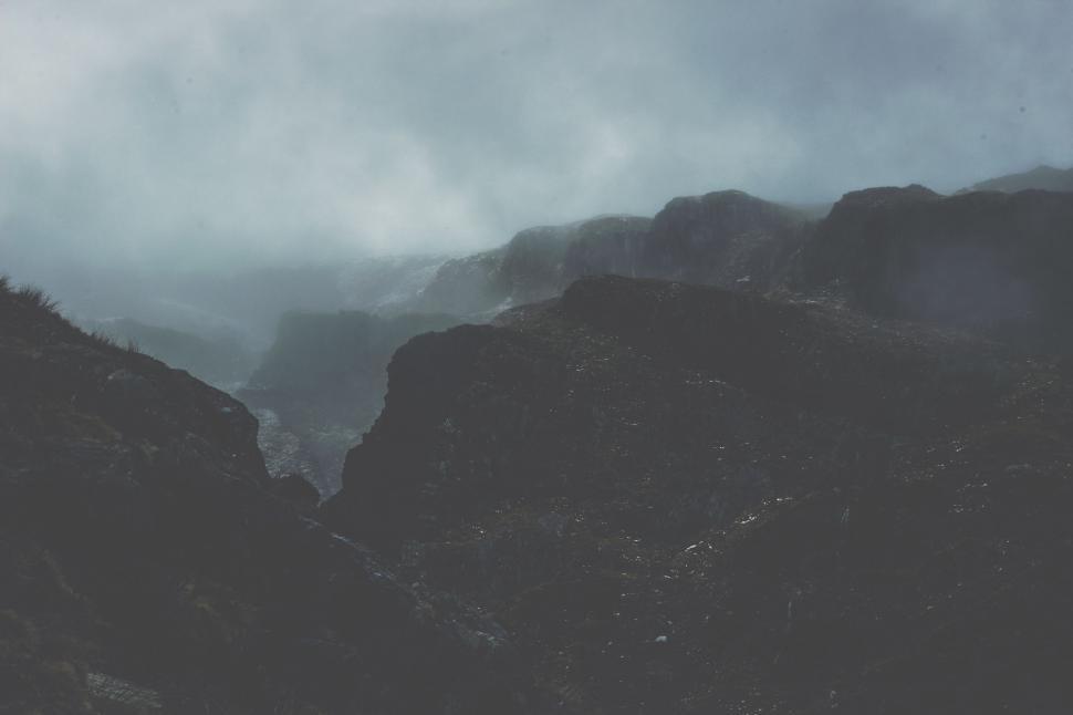 Free Image of Majestic Mountain Range in Black and White 