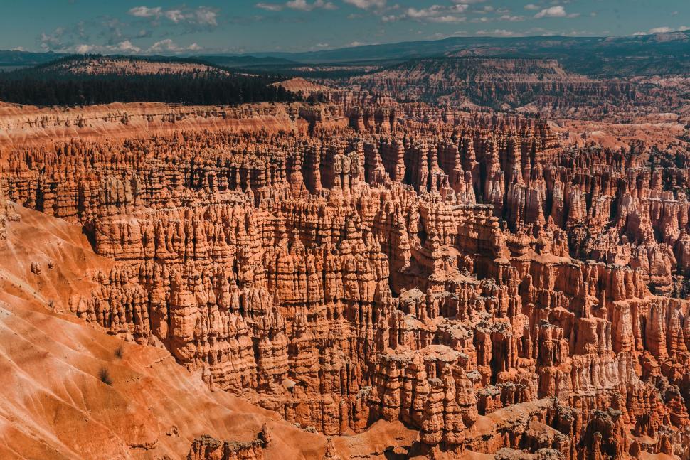 Free Image of Majestic Canyon in Desert 