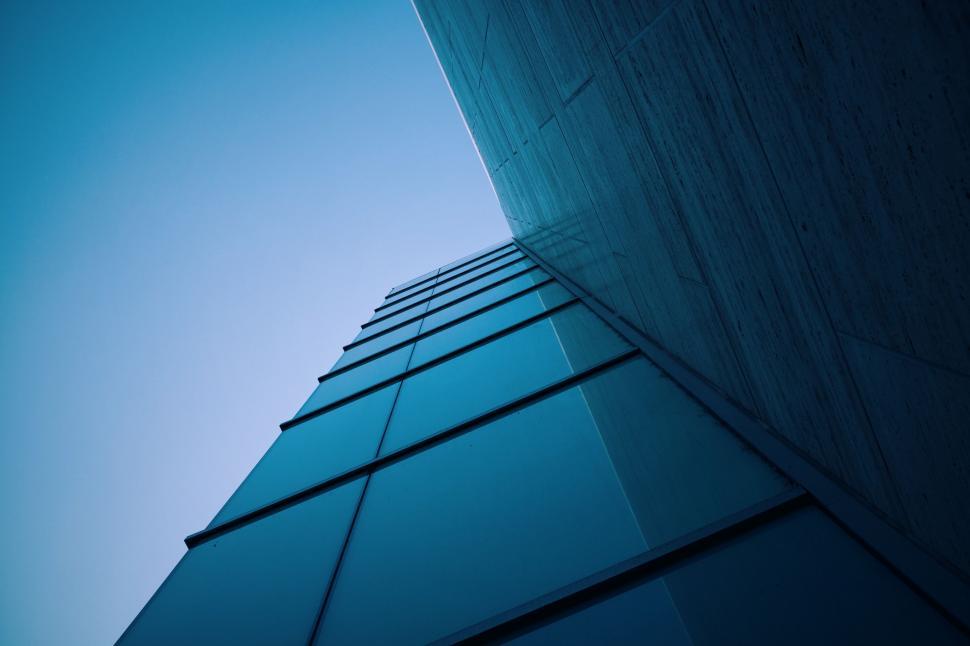 Free Image of Tall Building With Sky Background 