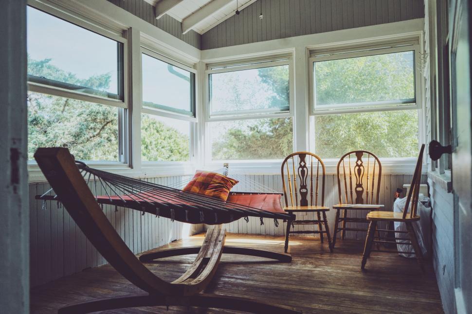 Hanging hammock from ceiling best sale