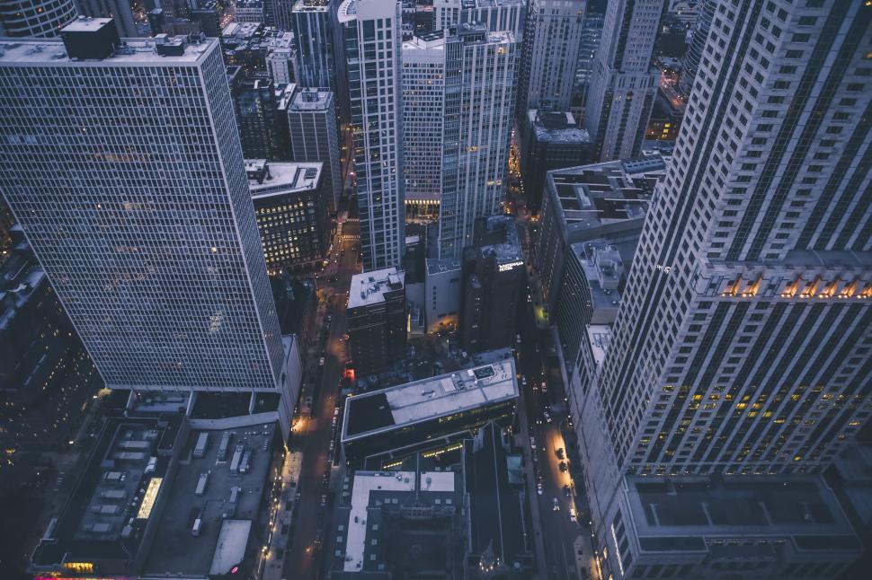 Free Image of Illuminated Cityscape at Night 