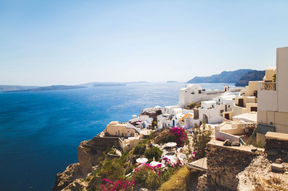 Free Image of Cliffside Ocean View 