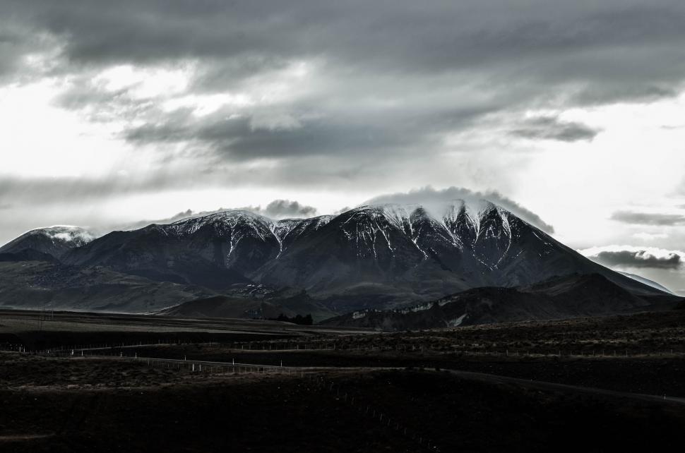 Free Image of Majestic Mountain Range in Black and White 