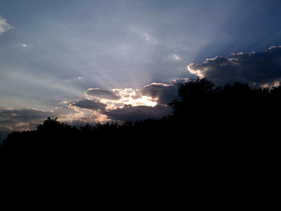 Free Image of As Evening Approaches 