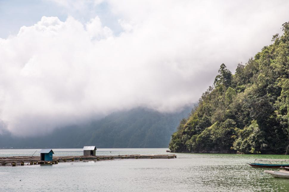 Free Image of Oceanside mountains in Indonesia 