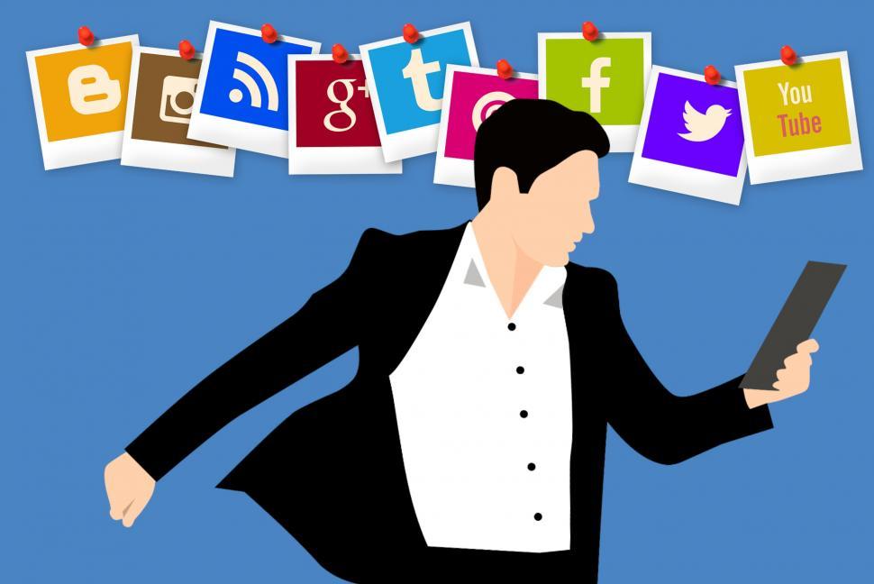 Free Image of Selfie man  