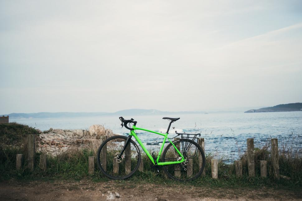 Free Stock Photo of Sports bicycle by the sea