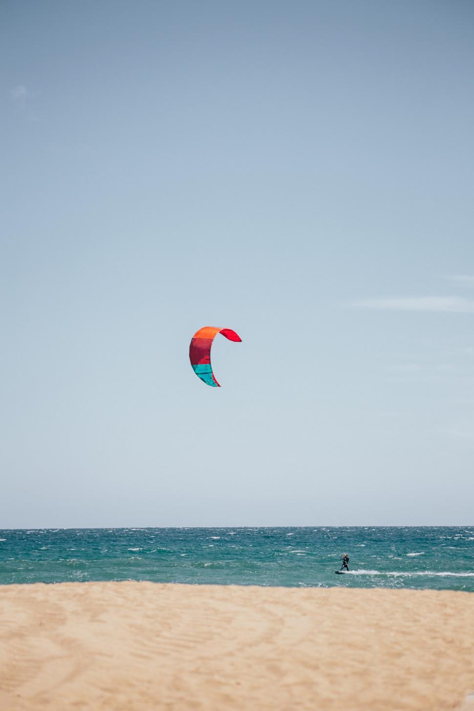 Get Free Stock Photos of Surfboarding with surfing kite ...