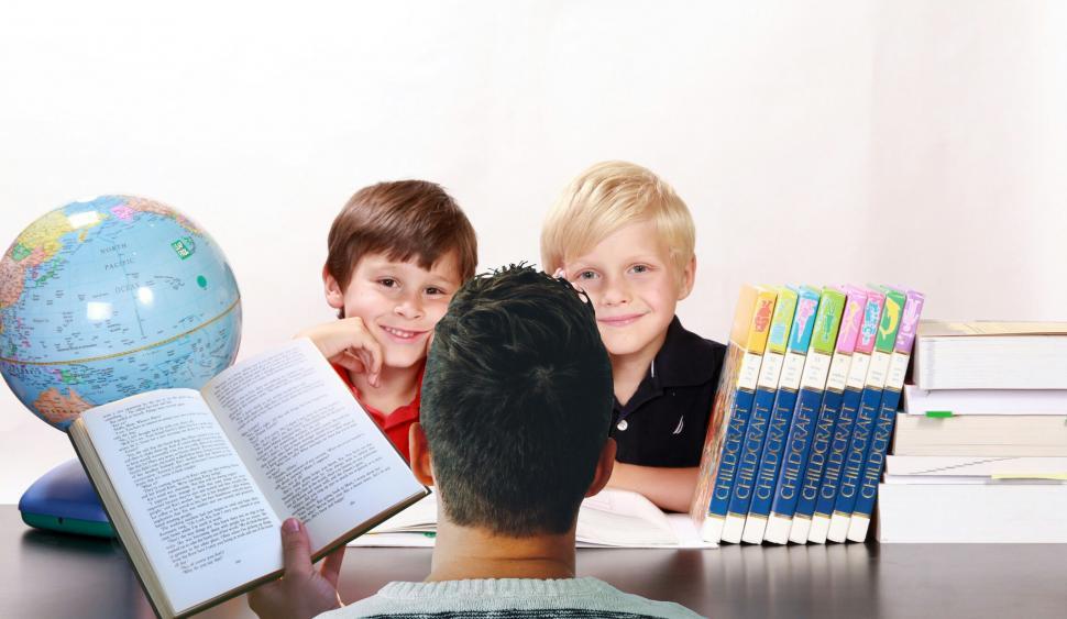 Free Image of kids teacher  