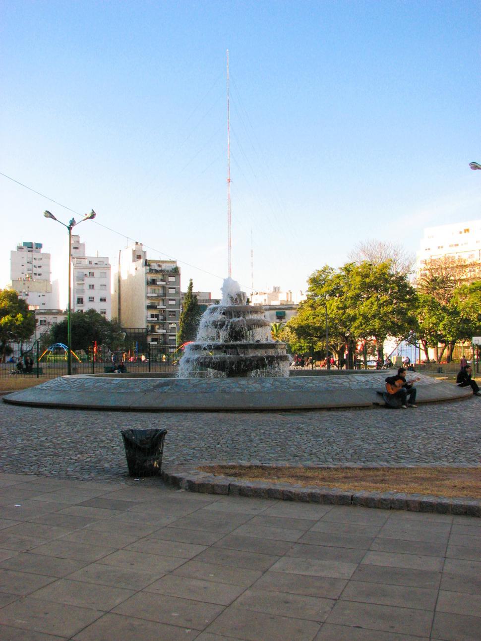 Free Image of Pie fountain 