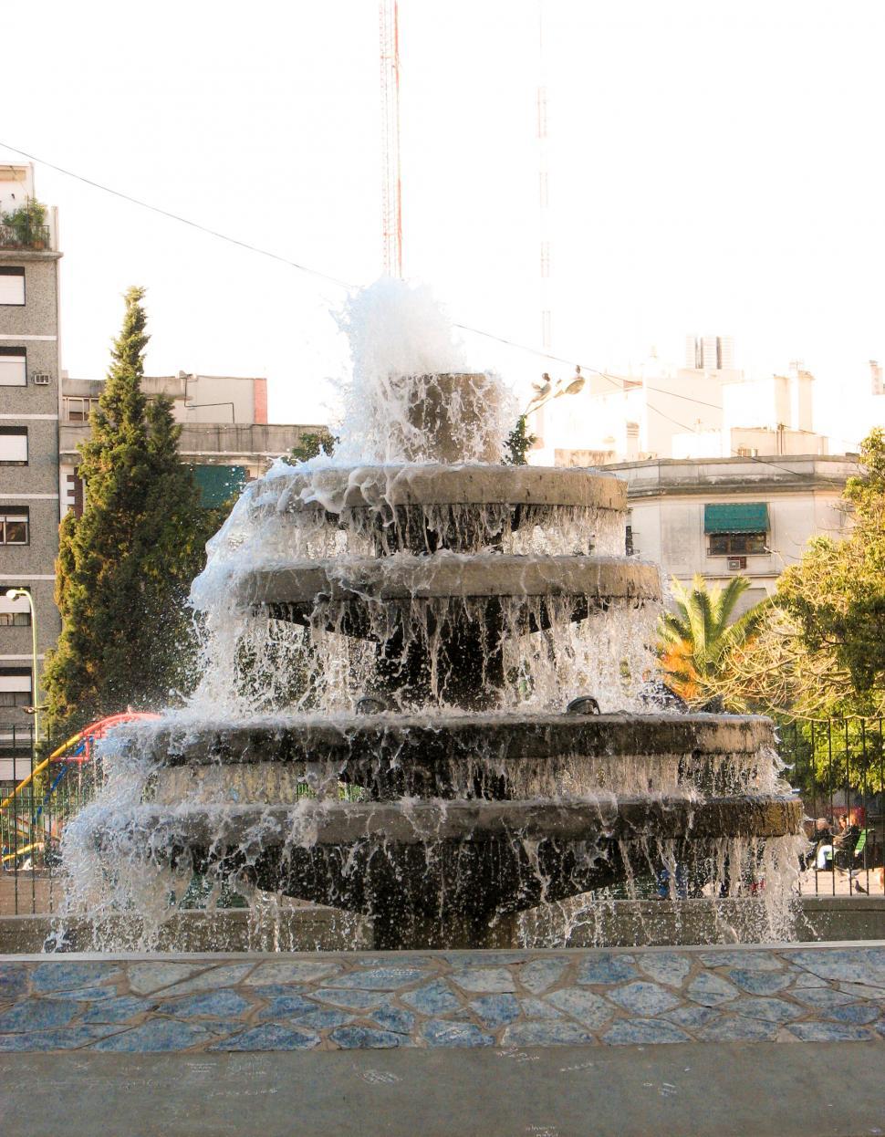 Free Image of Pie fountain 