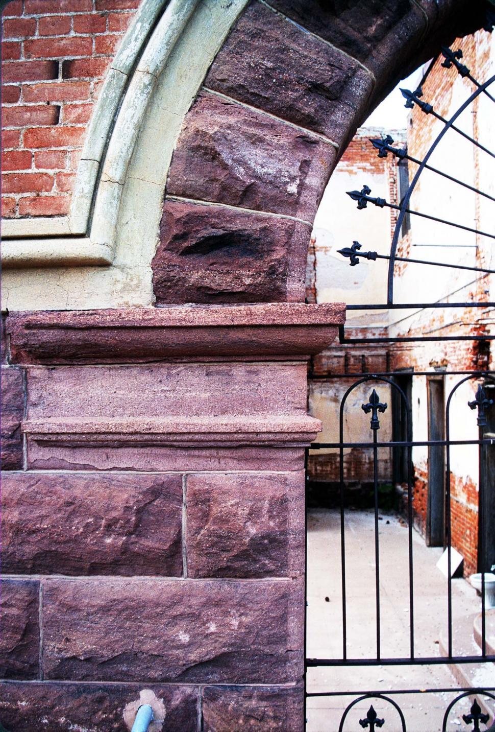 Free Image of Architectural Detail of abaondoned building 