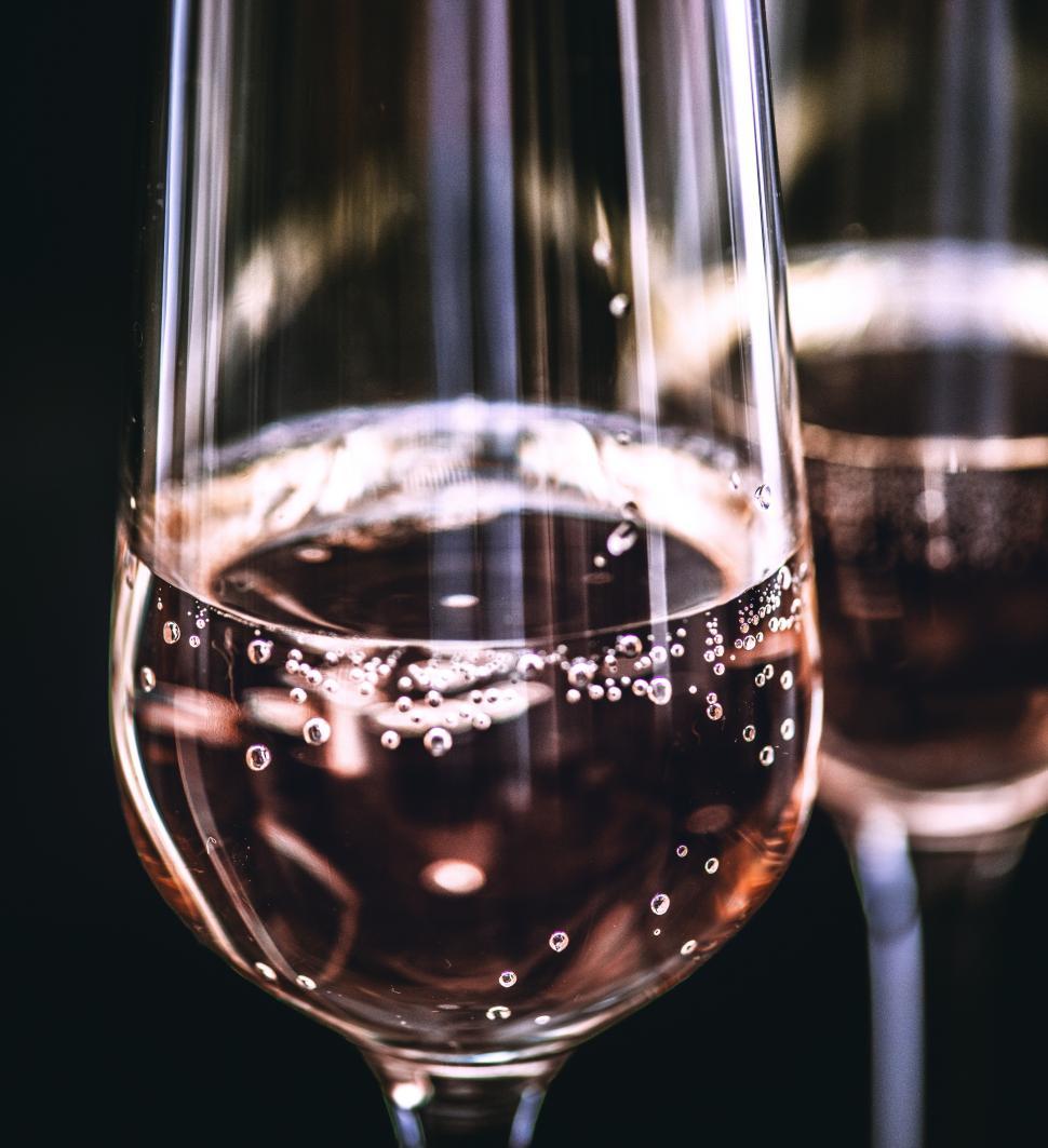 Free Image of Close up of two champagne glasses 