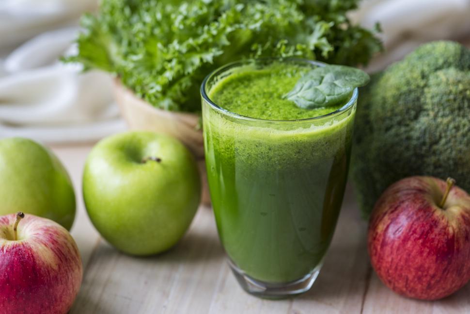 Free Image of Close up of a glass of apple and vegetable smoothie 