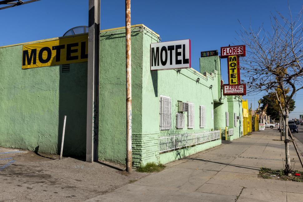Free Image of View of Flores Motel  