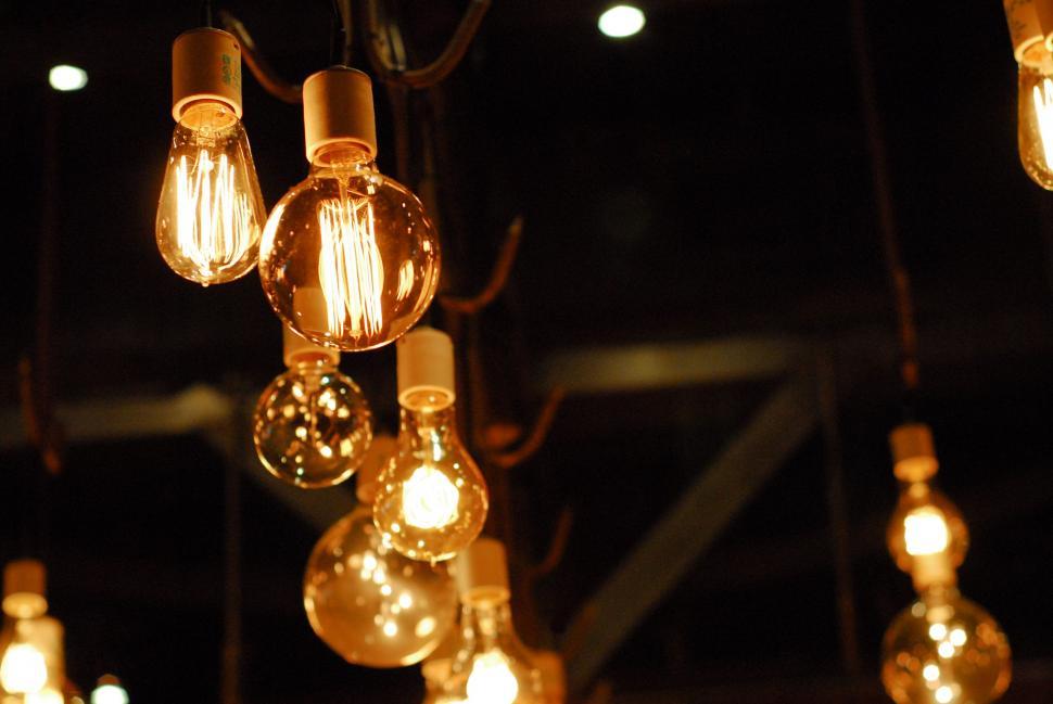led-filament-bulbs-.jpg
