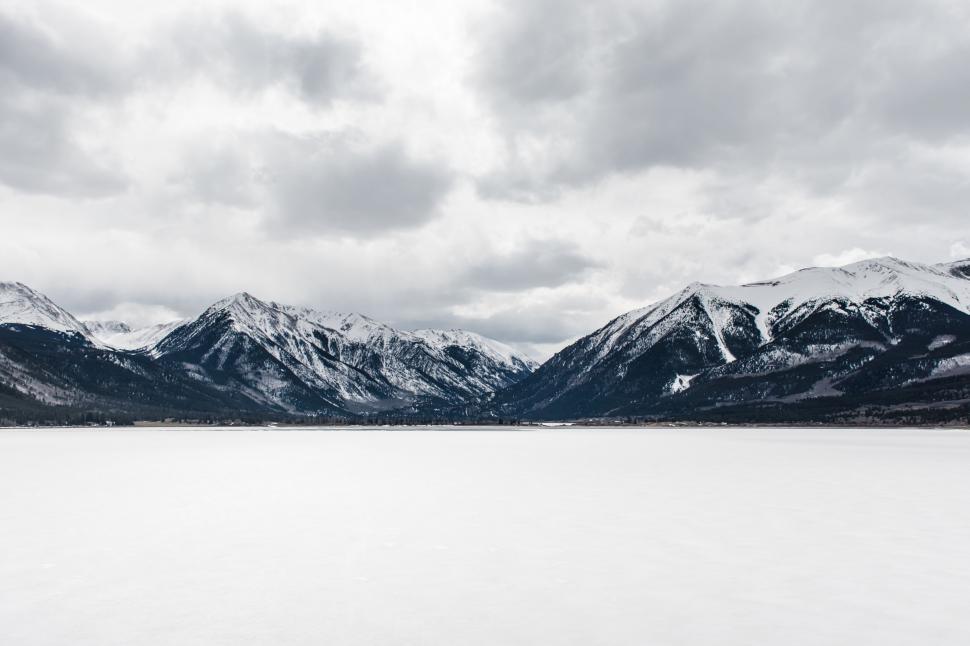 Free Image of Snow Mountains  