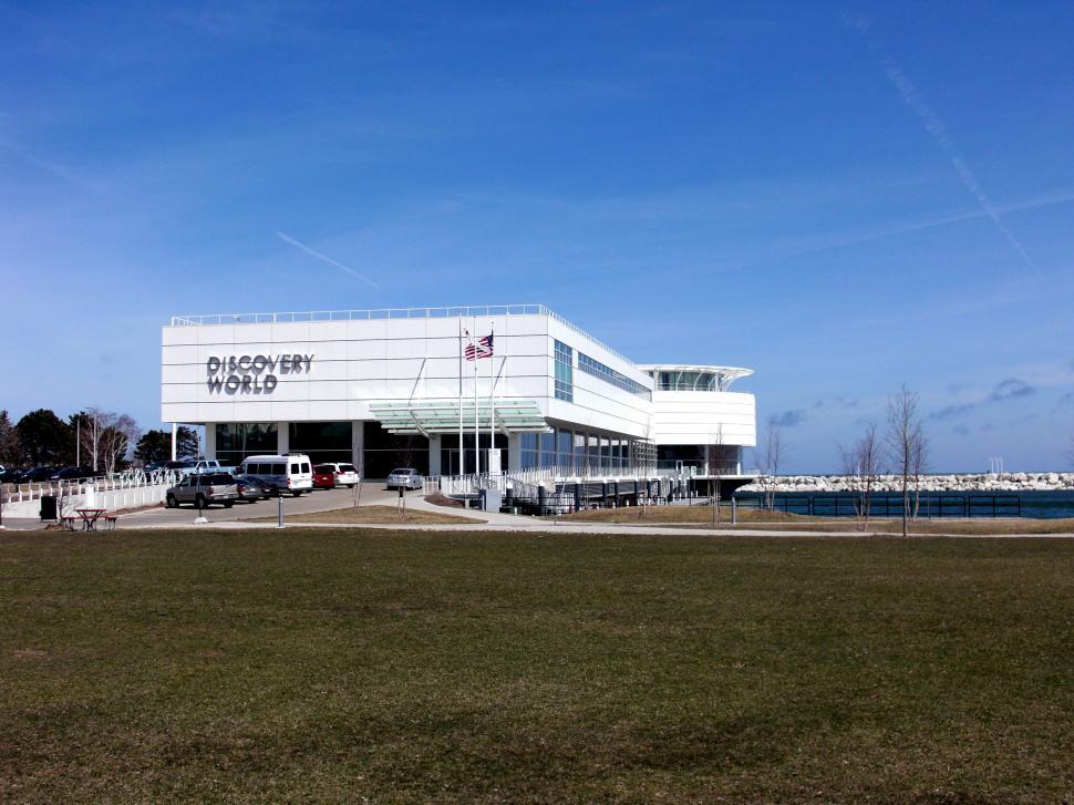 Free Stock Photo of Milwaukee discovery world Download Free Images and Free Illustrations