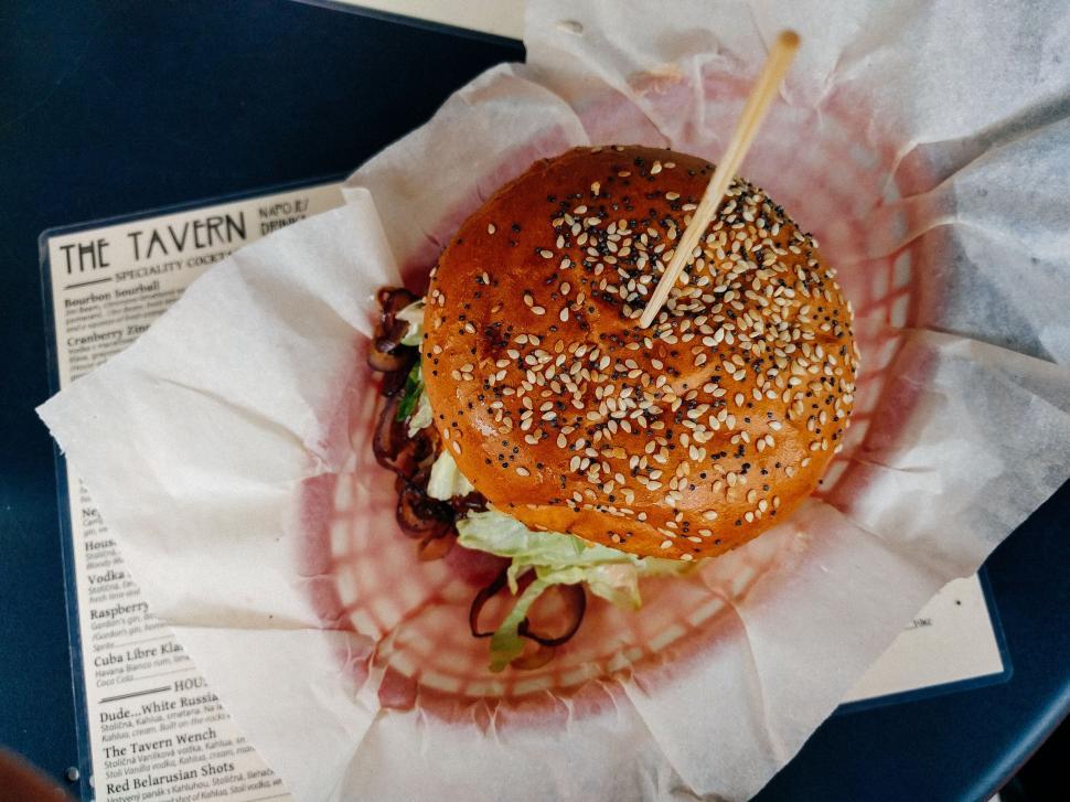 Free Image of Hamburger - ready to eat  