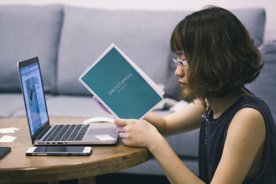 Free Image of Woman working on laptop  