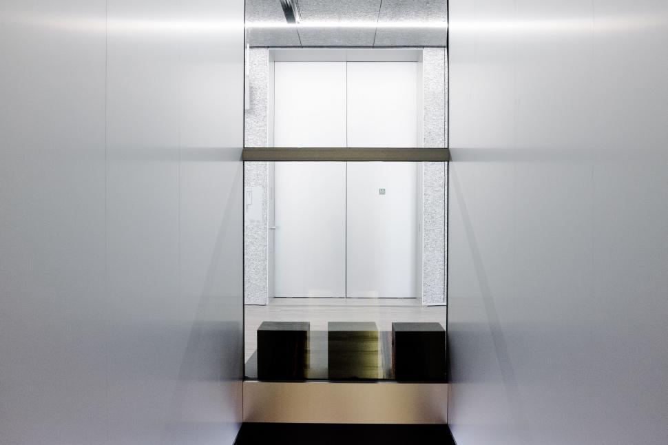 Free Image of Glass Shelves  