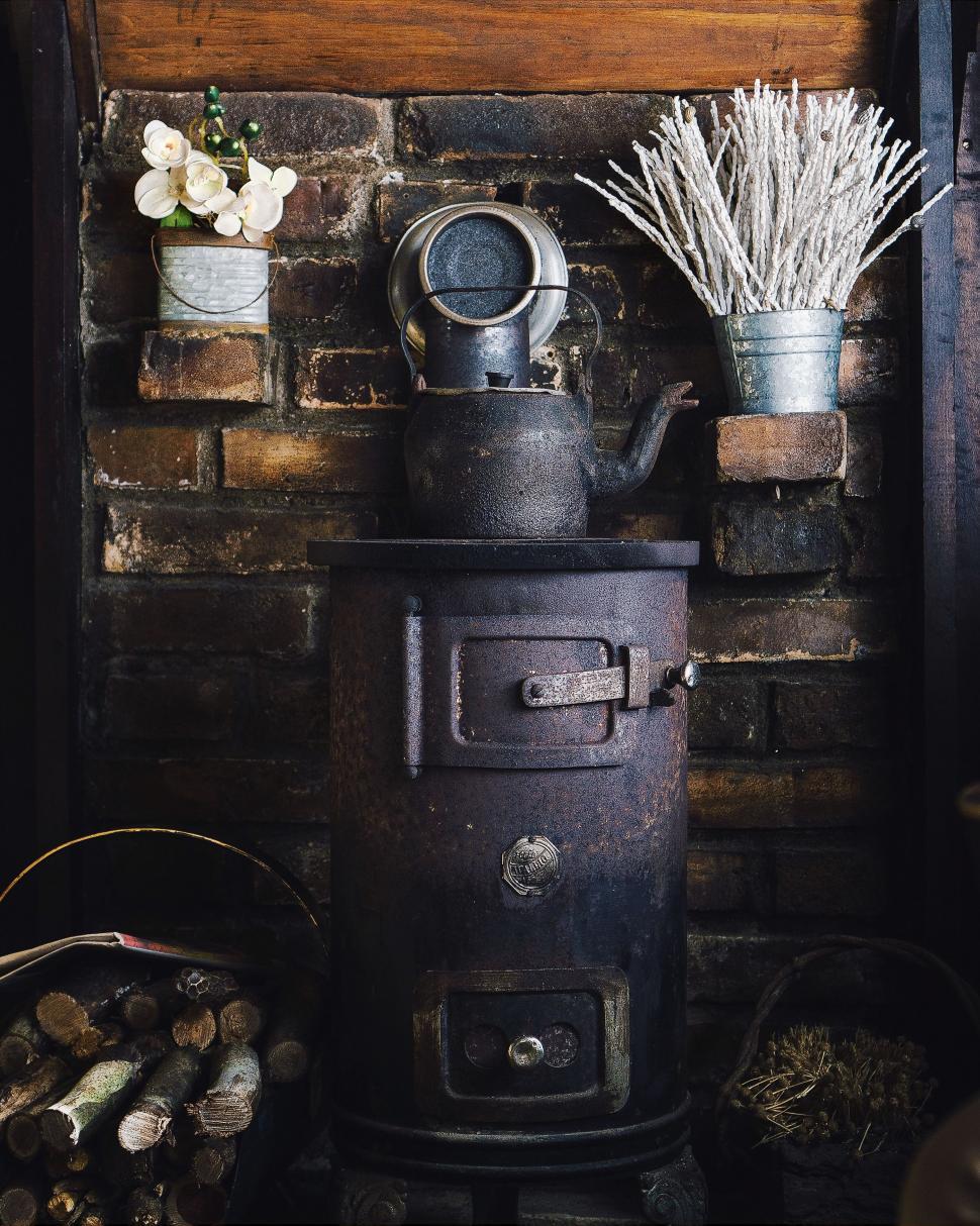 Free Image of Metal Container with Teapot  