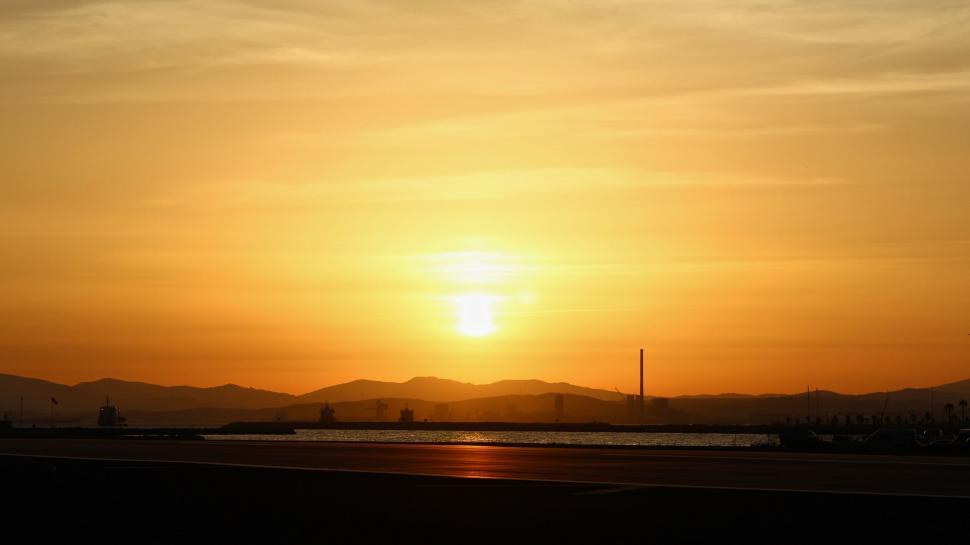 Free Stock Photo of Yellow Sky and Sunrise | Download Free Images and Free  Illustrations