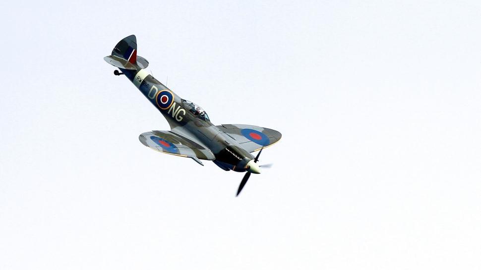 Free Image of Military Plane  