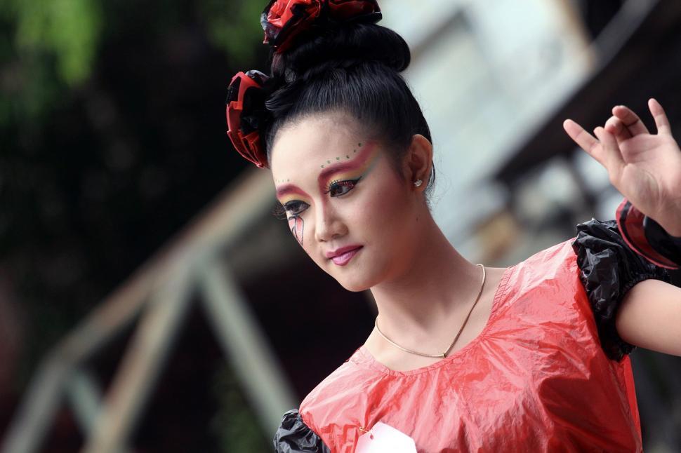 Free Image of Asian Dancer - Woman  