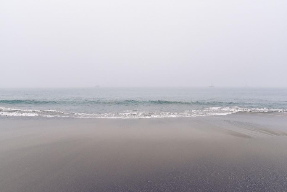 Free Image of Foggy Seashore 