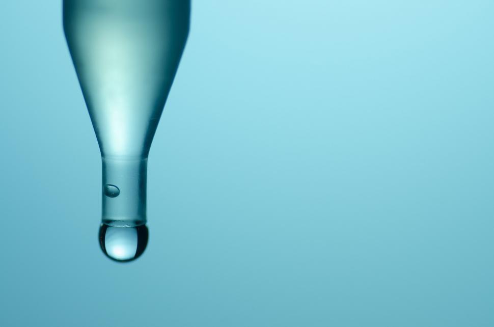 Free Image of Water Bottle  