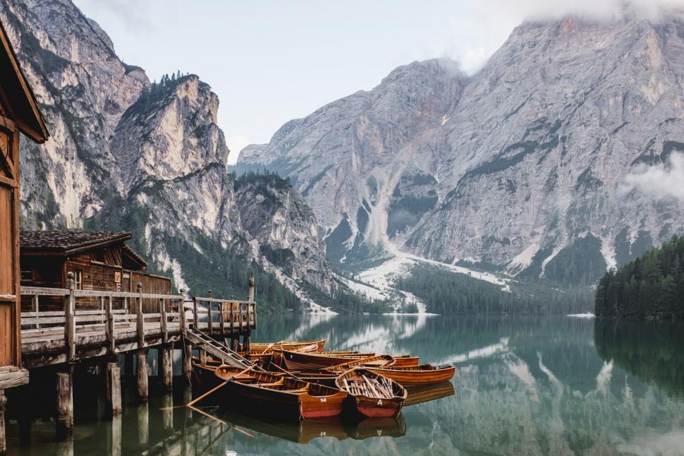 Free Image of Boats and Lake in Mountain Valley  