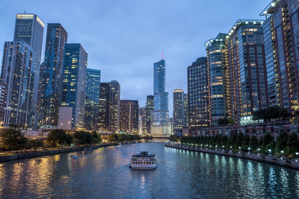 Free Image of City Lake with Tourist Boat at Night  