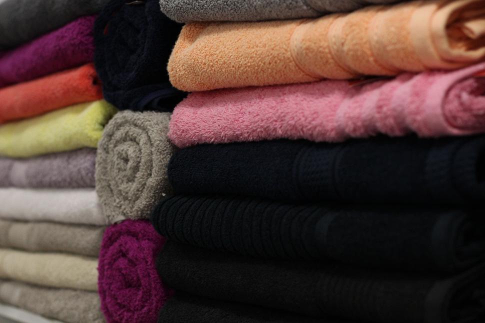 Free Image of Bath Towels  