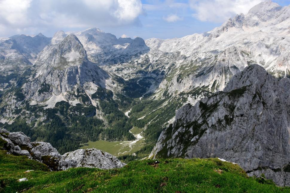 Free Image of Rocky Mountains and Blue Sky 