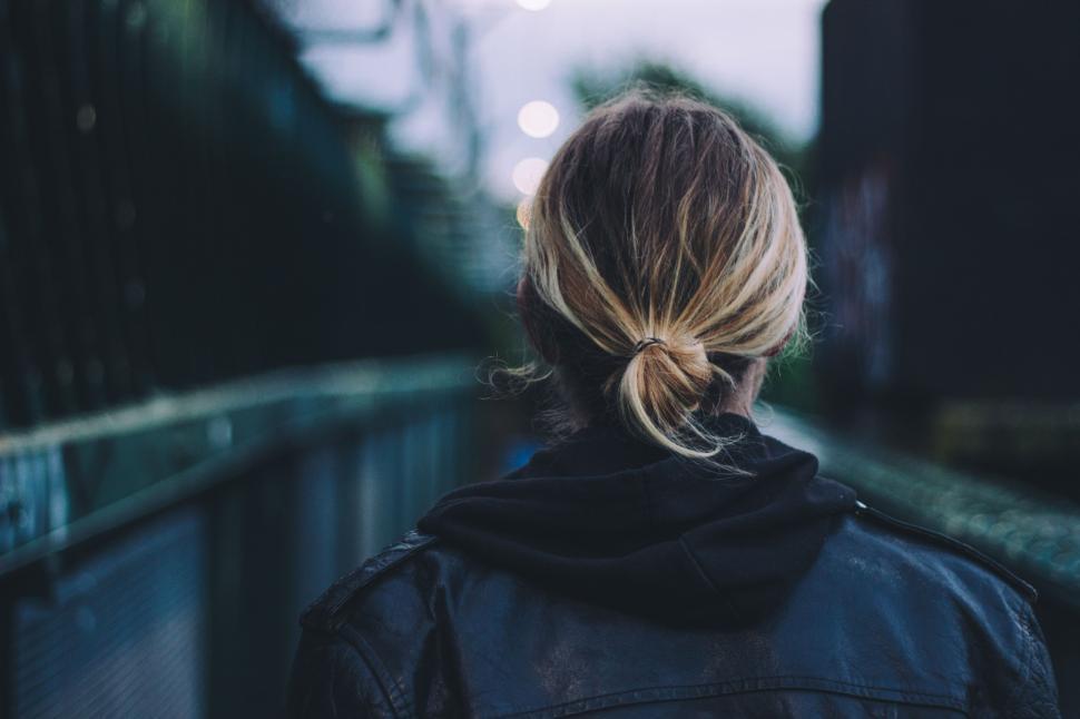 Free Image of Blonde Hair Woman  