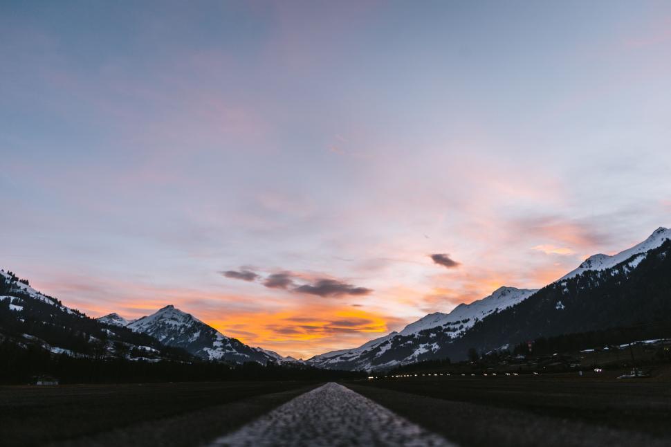 Free Image of Road With Snow Mountains  