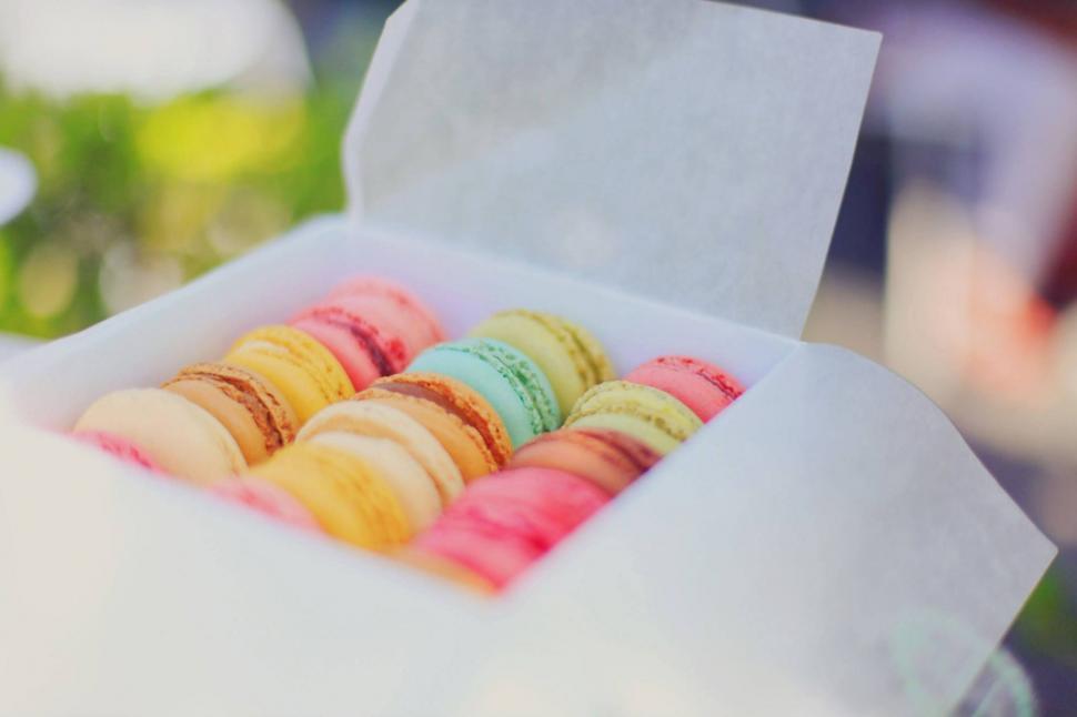 Free Image of Stacked Macarons 