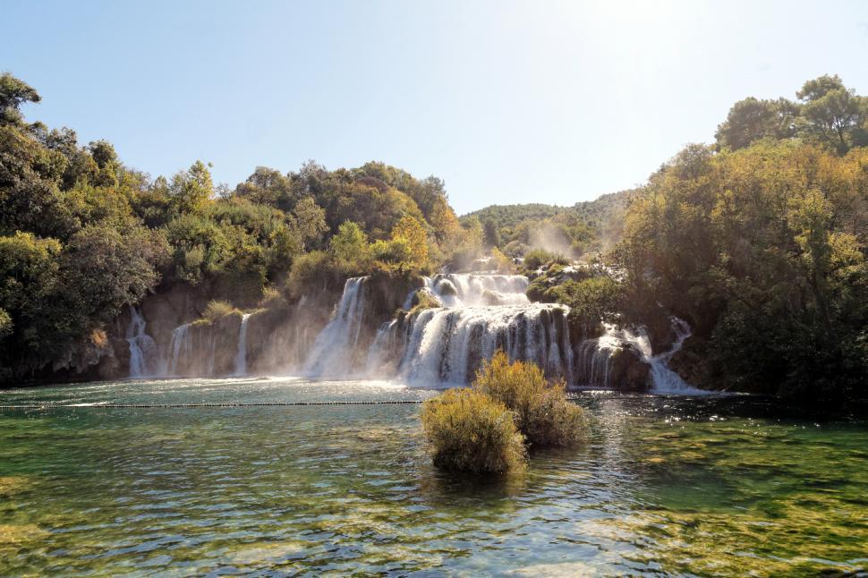 Free Image of Waterfall  