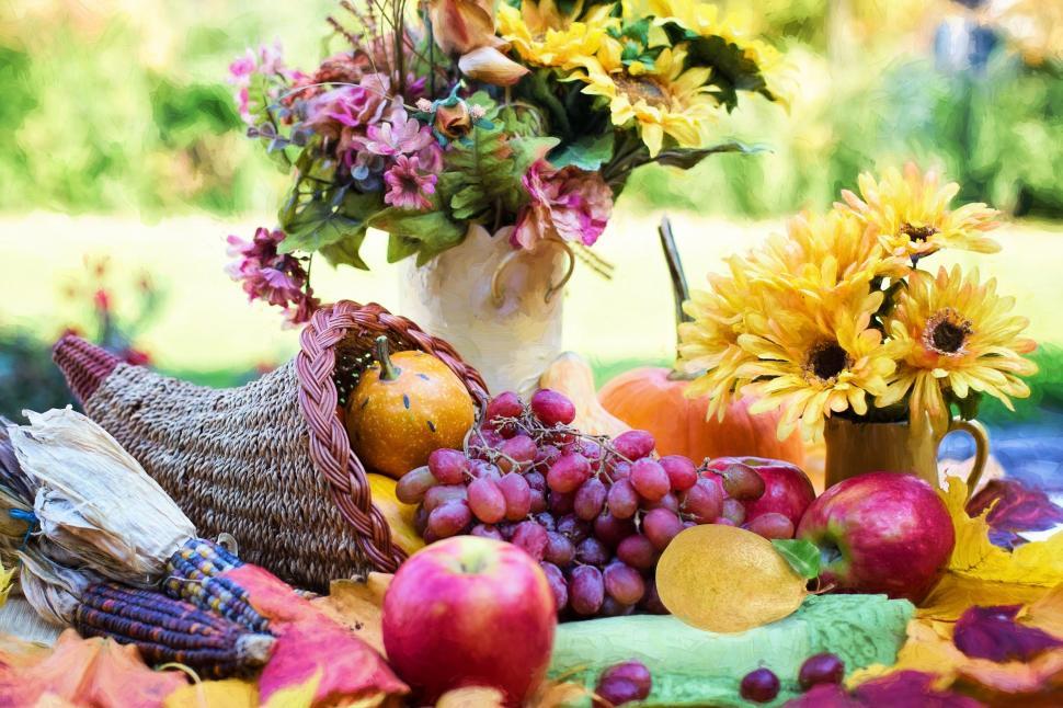 Free Image of Cornucopia of fruit 