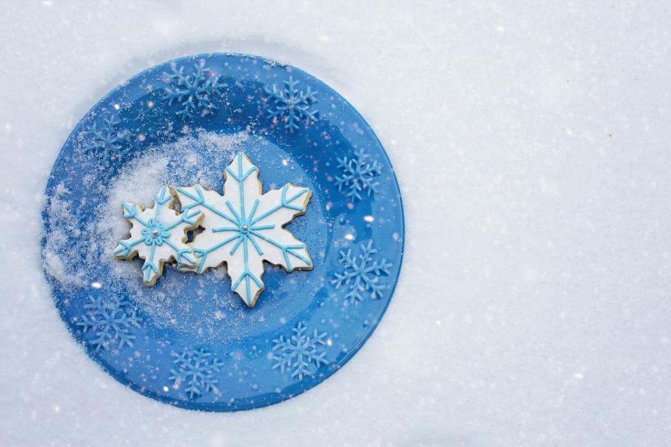 Free Image of Snowflake cookies 