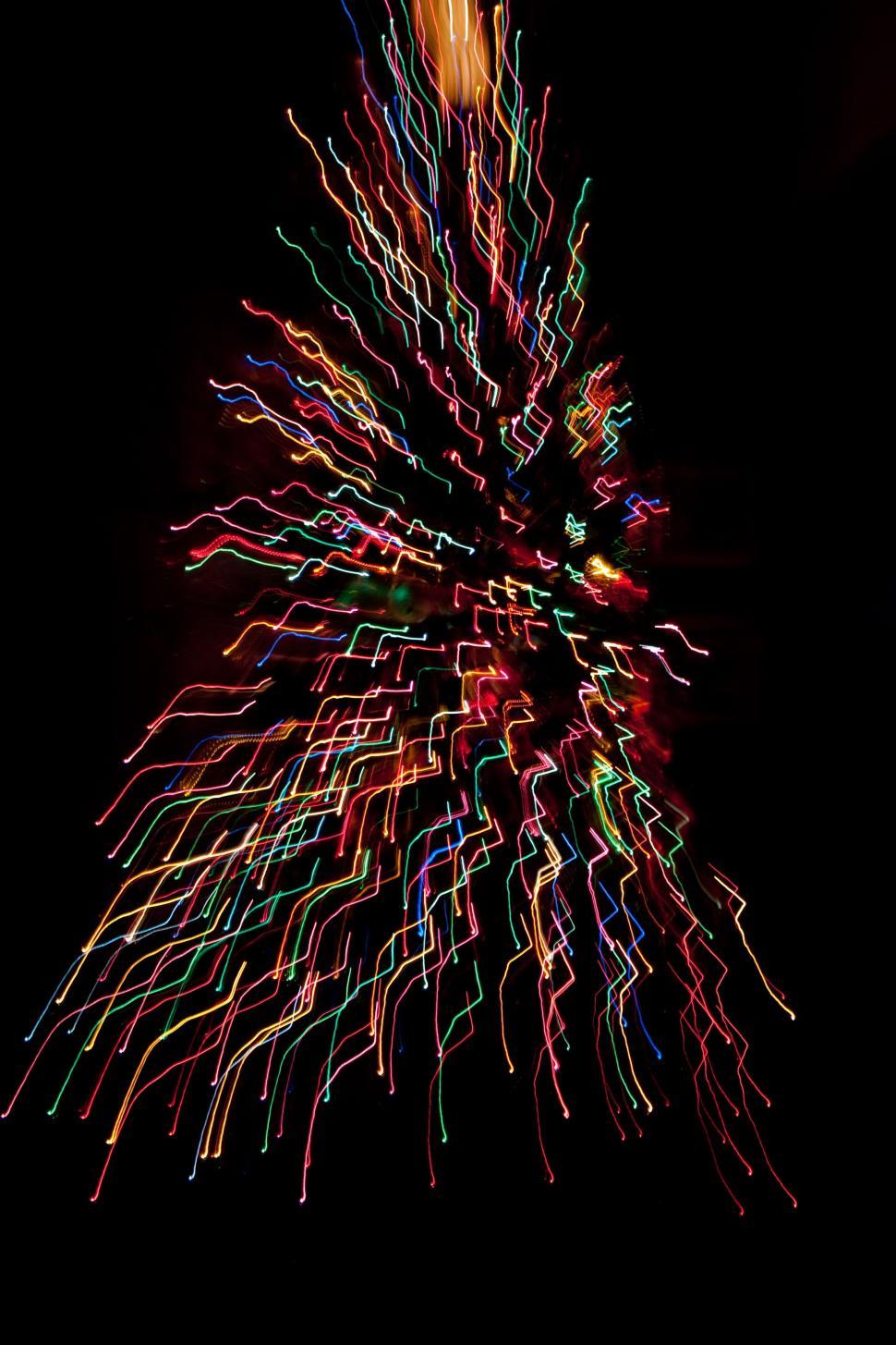 Free Image of Christmas Lights 