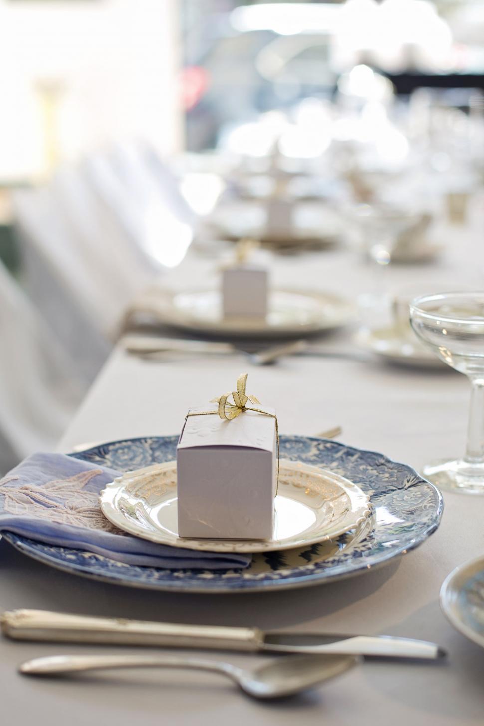 Free Image of Wedding Gift Box  