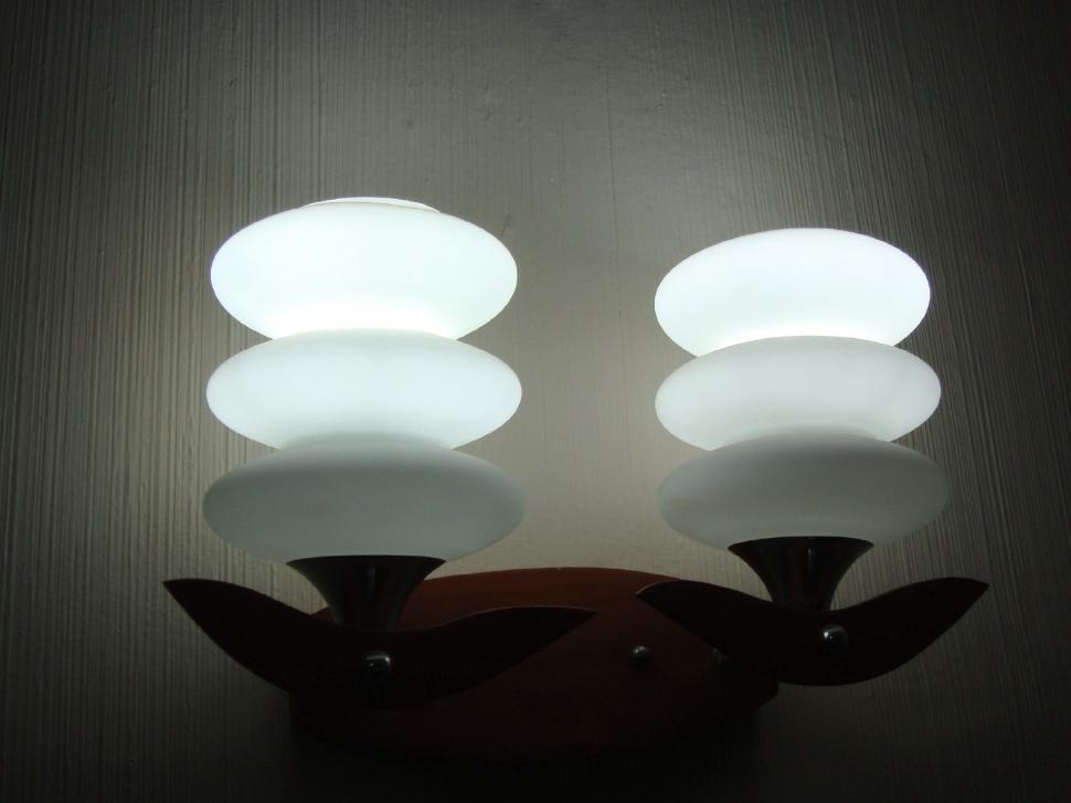 Free Image of Light Globe 