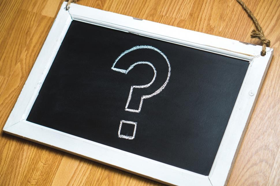 Free Image of Close up of a question mark drawn with chalk on small board 