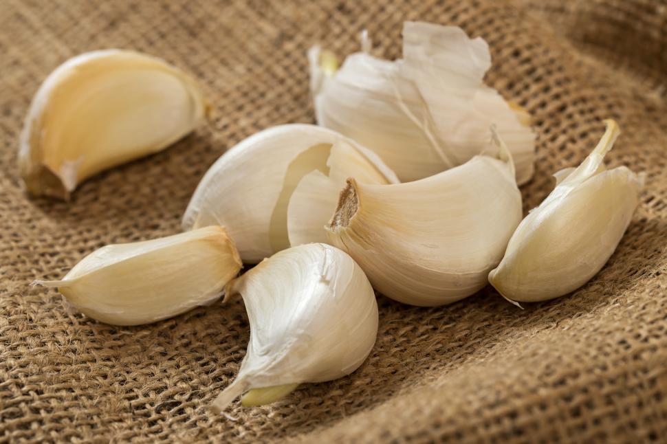 Free Stock Photo of Cloves of garlic, unpeeled Download Free Images