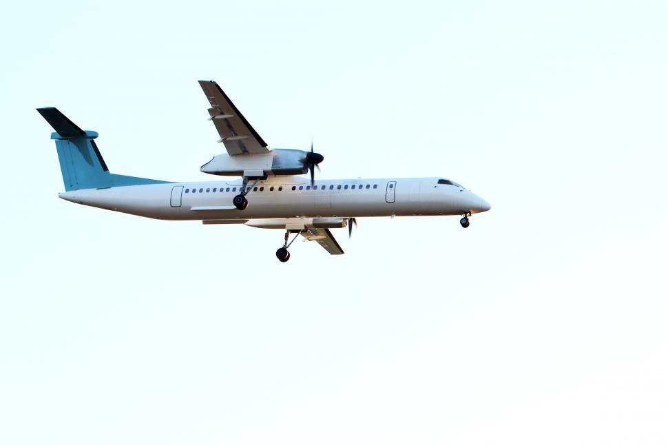 Free Image of Passenger airplane in the sky 